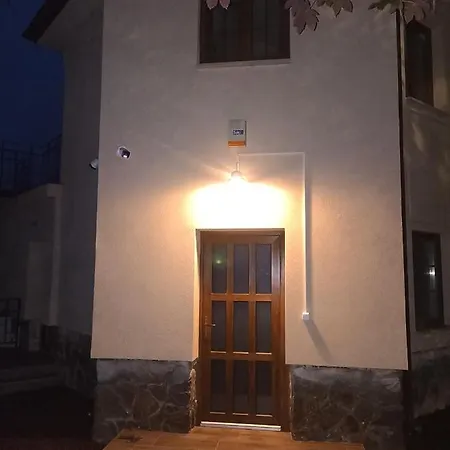 Villa Fonyod アパート